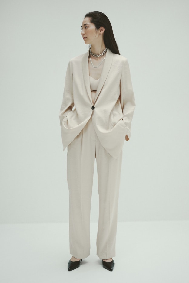 2022 SPRING COLLECTION