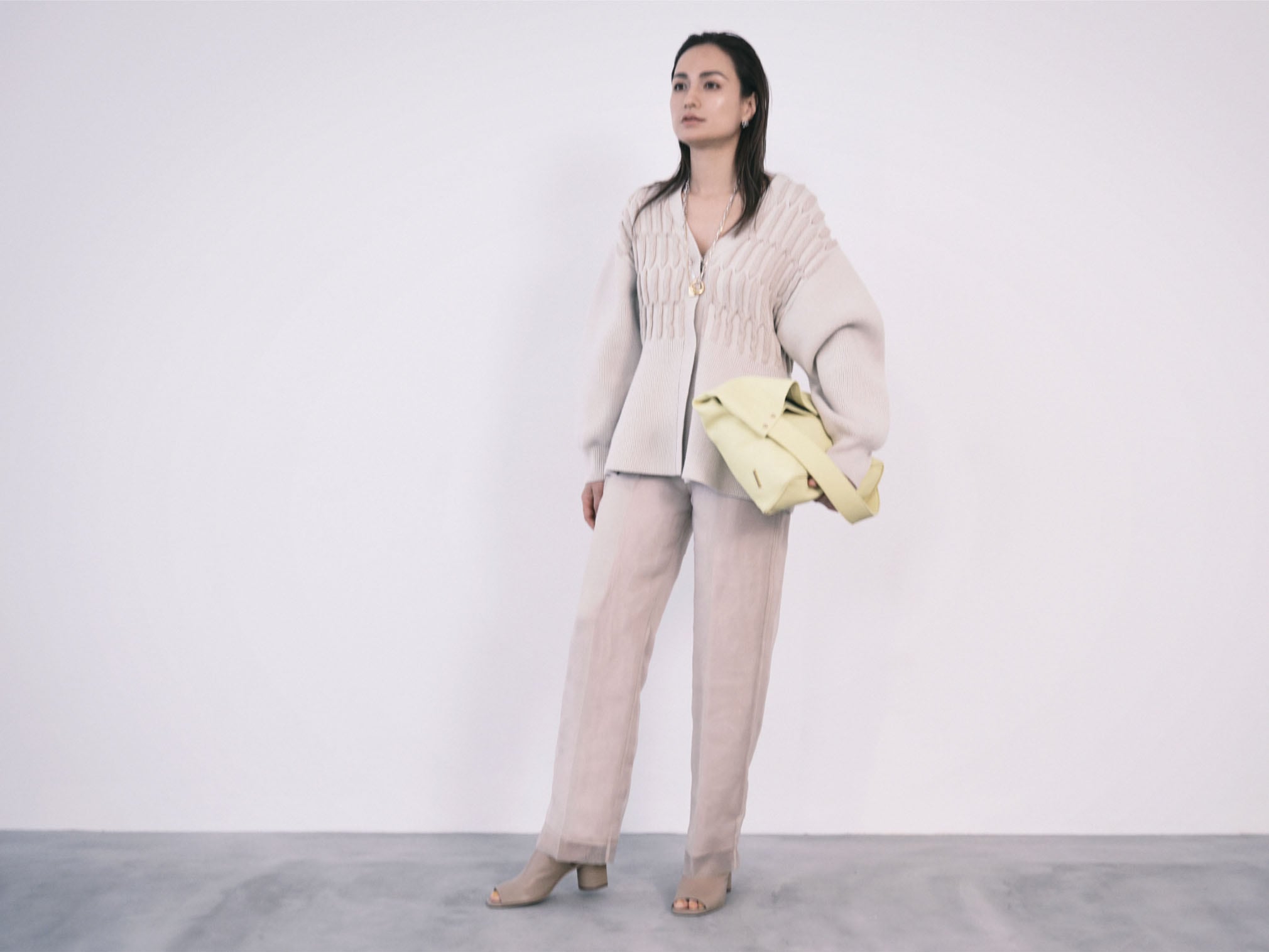 cocoon cardigan × organza pants