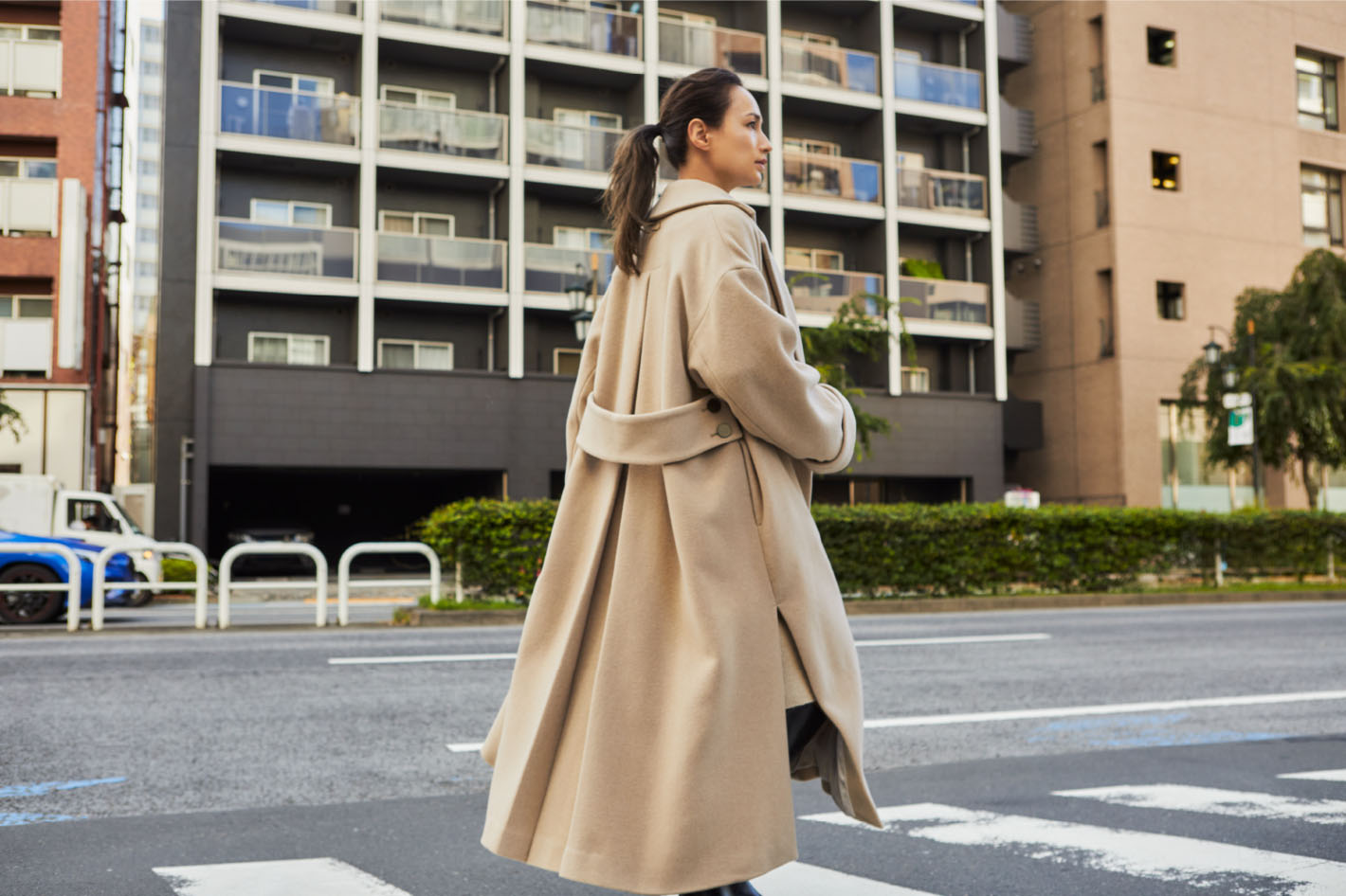 Volume_Coat×Knit_Dress