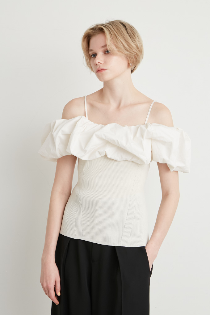 Balloon docking knit tops ¥26,400