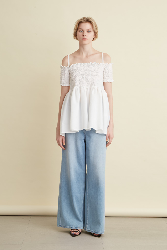 Shirring 2WAY blouse ¥28,600