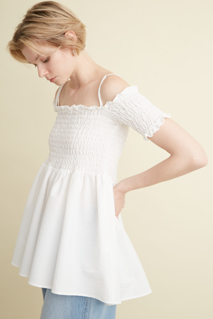 Shirring 2WAY blouse ¥28,600