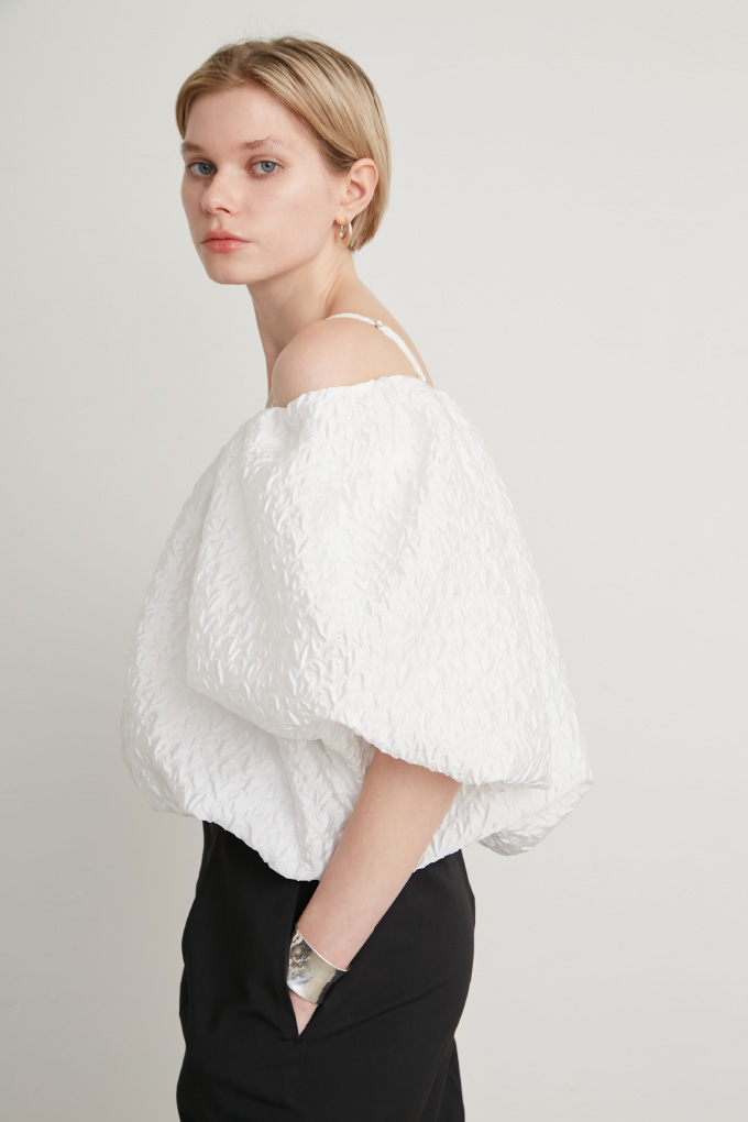 Sheer jacquard dress tops ¥41,800
