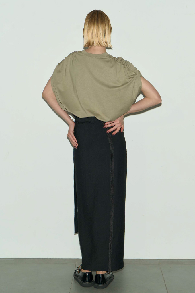 gathered cut tops
