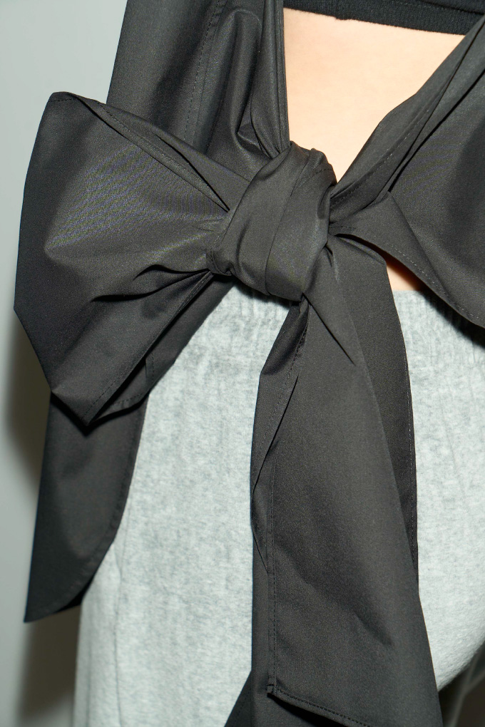 BLACK ITEM 3 裏